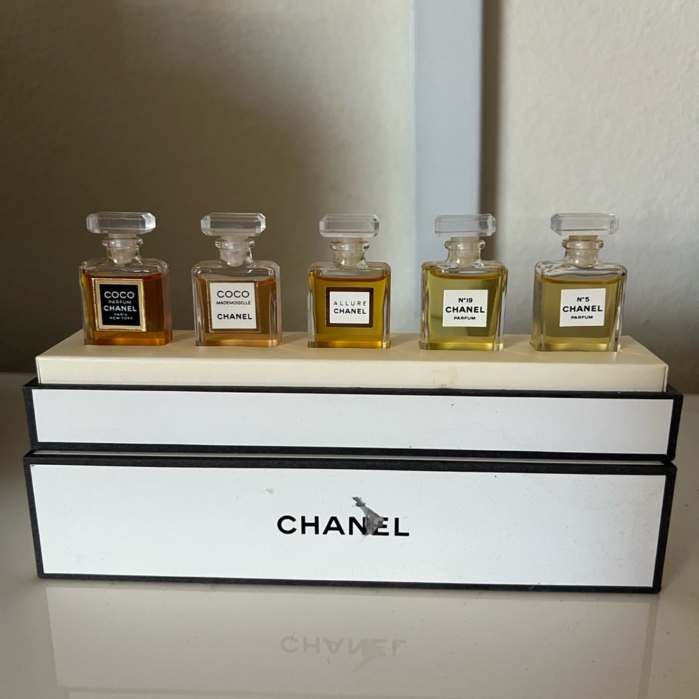 Vintage Chanel Mini Perfume Set
